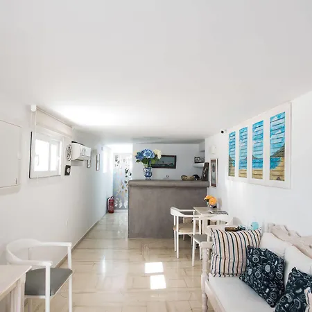 Spanelis 2* Mykonos Town
